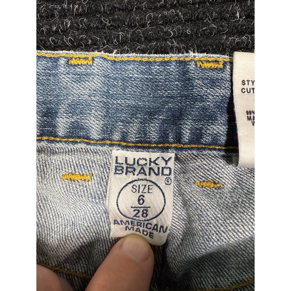 Lucky Brand Sweet N Low Jeans Womens 6 28 Y2K Low Rise Flare Made USA Distressed - Picture 2 of 9